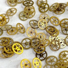 STEAMPUNK Parts for Artists-2 pounds lot-metal based, small salvage, FDEY3