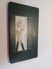 Faber Castell 9000 Art Design Graphite Pencils – Tin Set 12 Pencils New GERMANY
