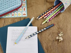 STABILO EASYgraph Ergonomic Handwriting Pencil Right and Left Handers 2 Count