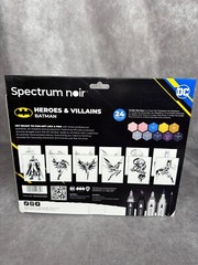 SPECTRUM NOIR – Fan Art Like a Pro Art Kits Batman Joker Harry Potter & More