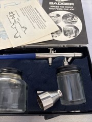 Badger 150 Professional Airbrush Set ,150-IL NOS Vintage