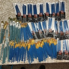 Premium Paint Brush Lot Many Sizes Approximately 225+ pcs New And Used Aroic