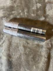2 Silver PX-30 Markers