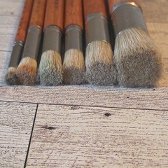 6 Stencil Brush Set The Great Wall 4 and 2 Used 5″-6″ Long Handles