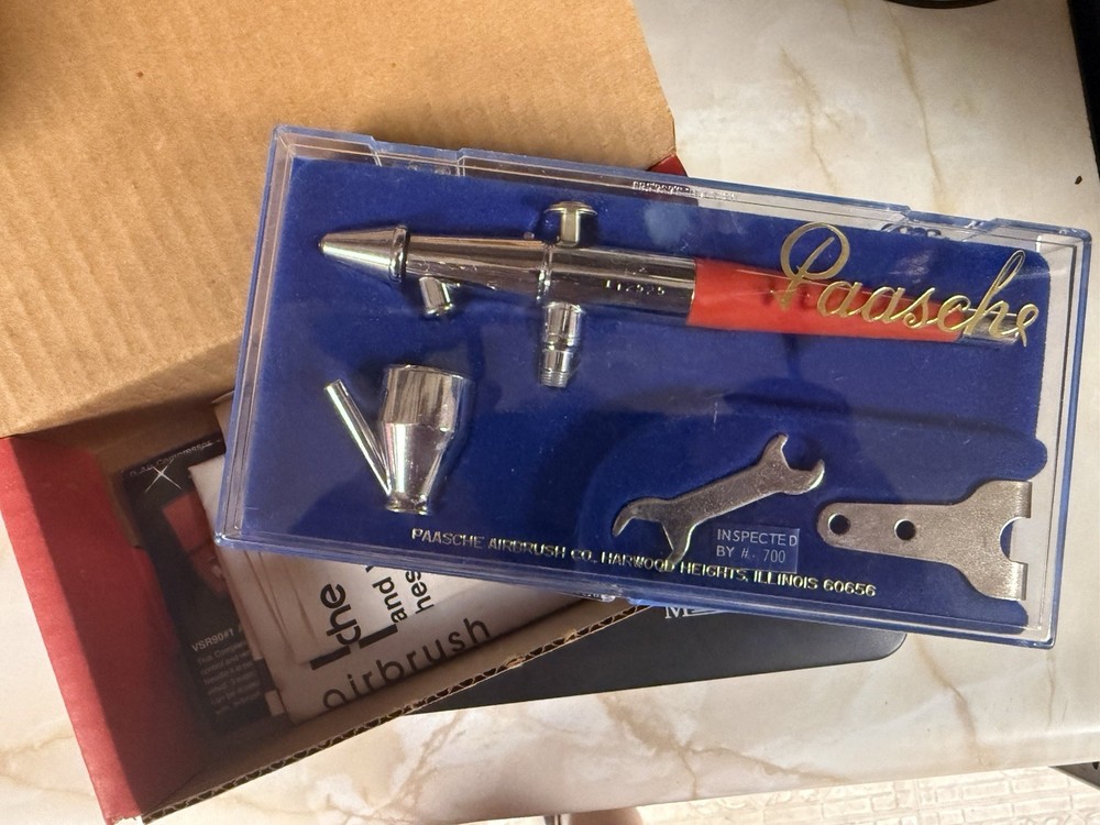 Paasche type H Airbrush Set w/ Case, box and instructions.