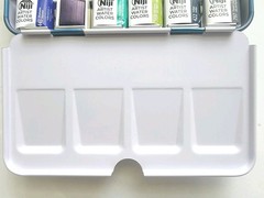 Niji Artist Watercolors Essential Set – 12-Pan Metal Tin Professional Watercolor