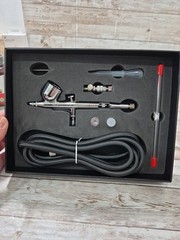 G233 Pro Set Master Gravity Airbrush Kit 2 Fluid Tips Air Hose OPEN BOX G233-set