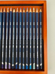 Derwent Watercolour Fine Art Pencils Set of 72 in Wooden Box Case – New Artists