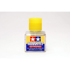 TAMIYA 87135 Mark Fit Strong Solvent 40 ml Bottle