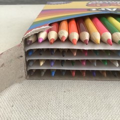 Cra-Z-Art Colored Pencils 100 Assorted Colors 1 Pencil Missing