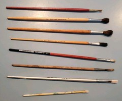 Lot of 8 Vintage Artist Paint Brushes Various Brands and Sizes