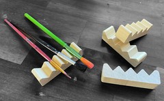 8 paint brush rests – made of solid beech wood – proudnly made in the USA
