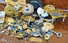 2 pounds “Steampunk Parts for Artist”- assorted smalls – clean bulk#RT77