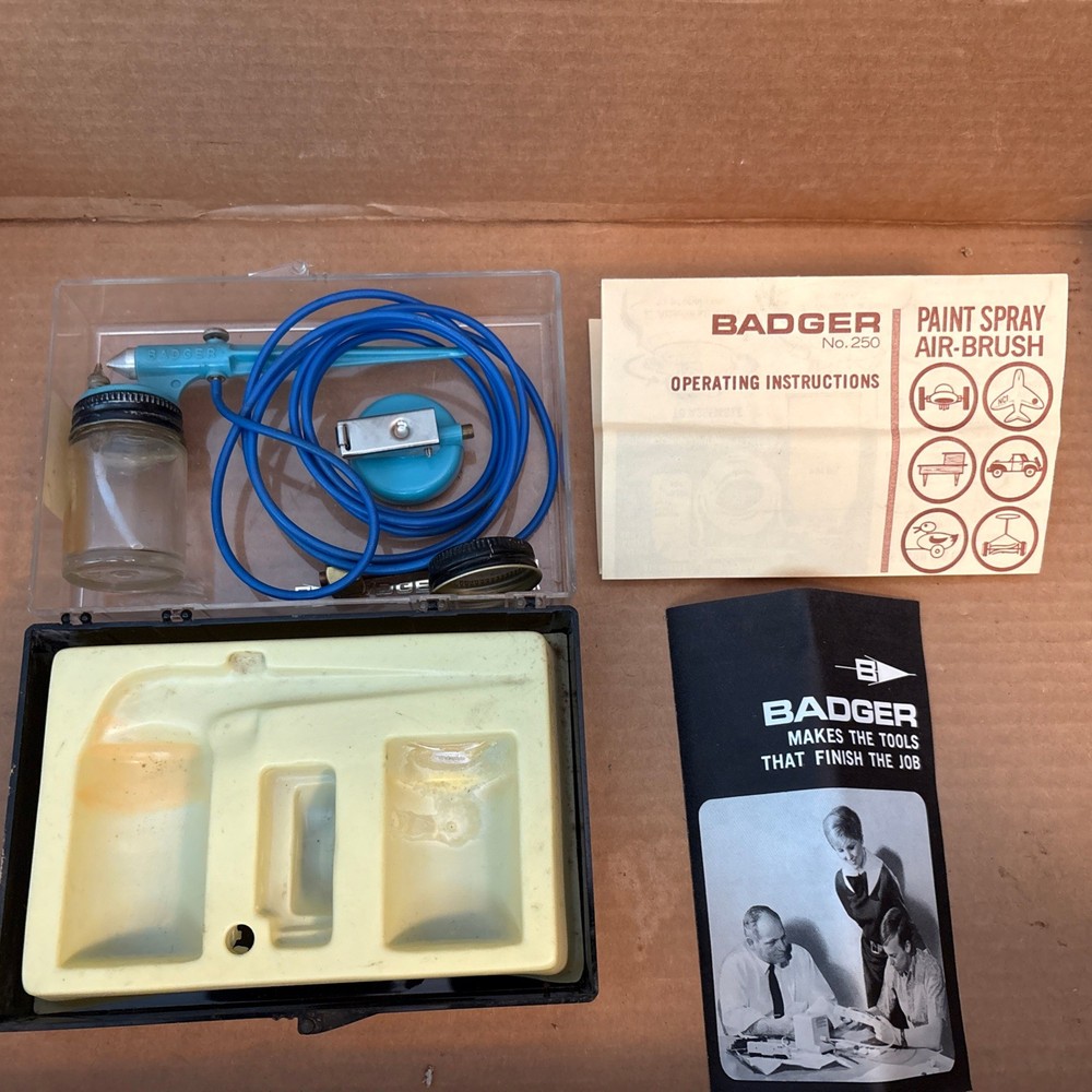 Vintage 1966 BADGER MODEL No. 250 Paint Spray Air-Brush Kit w/ Case Instructions