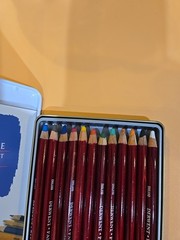 Derwent Professional Pastel Pencils 12 Tin Set of Assorted Colours. UK Made.(B)