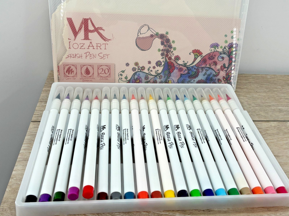 MozArt Art Brush Pen Marker Set 20 Watercolor Colors Soft Tip For Manga Comics