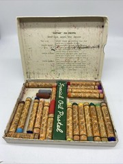 Vintage Guitar Oil Pastel Used Only 18 Colors Made In JAPAN Original Box