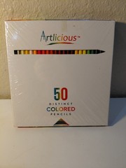 ARTLICIOUS 50 Distinct Colored Pencils & Metal Sharpener Brand New