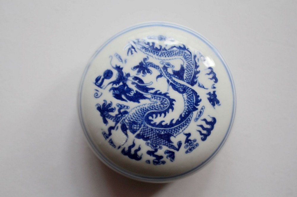 Chinese Blue White Porcelain Capacity 30g Inkpad Box Dragon Pattern 6.2×2.7cm