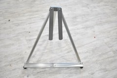 UNBRANDED ALUMINUM EASEL 18.5″ LEGS, 16″ BASE WIDTH