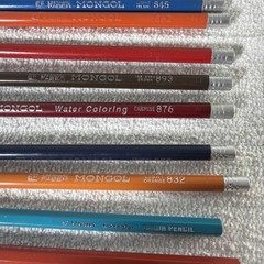 23 Vtg Sargent Art Eberhard Faber Mongol & Dom’s Colored Color Pencils Used USA