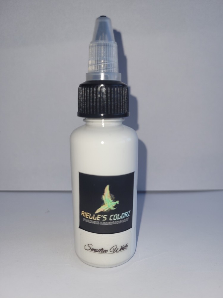 Rielle’s Colorz: Sensitive White