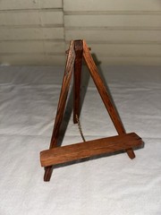 Mini Foldable Wooden Tripod-Style Display Easel, Photos, Signs, Artwork, Etc.