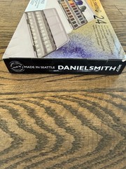 Daniel Smith Extra Fine Watercolors 24 Hand Poured half Pan Set in Metal Box NEW