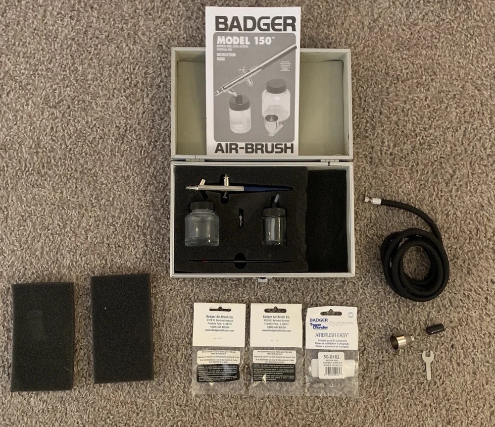 Vintage Badger Airbrush Model 150-4 kit with Classic Wooden Box