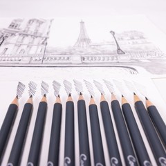À 12 Count Assorted Graphite Pencil Drawing Set 750404