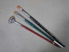 Lot of 3 Oil painting brushes Loew Cornell, Langnickel Royal Sable, Ceramichrome
