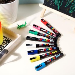 2 White Acrylic Paint Markers with Reversible Tips 1.8-2.5mm Medium Paint