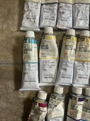 HOC Holbein Oil Color Extra Fine Artists Paints lot 27 tubes 40ml Lot