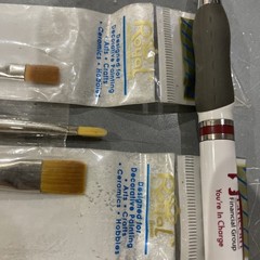 Royal Gold Taklon Artist – Paint Stroke Brush – Shader (2) And Soft Grip #4