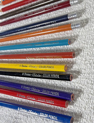 23 Vtg Sargent Art Eberhard Faber Mongol & Dom’s Colored Color Pencils Used USA