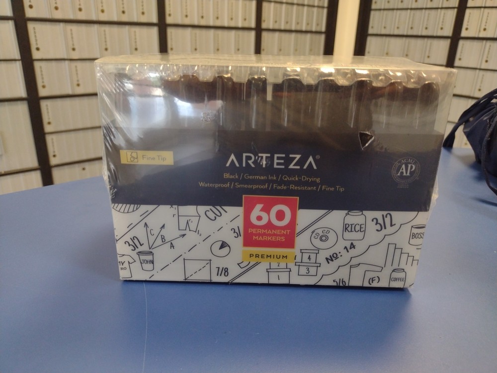 Arteza Fine Tip Permanent Markers – Set of 60 BRAND NEW!!! ( Tiny Rip On Seal)