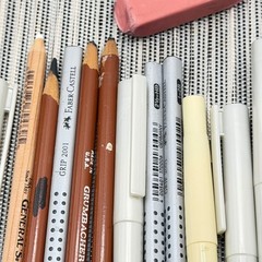 Artist Drawing Set Grumbacher General’s Charcoal Faber-Castell Prismacolor Pens