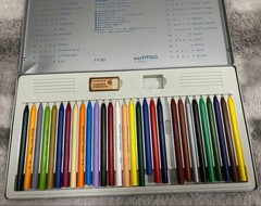 Sakura Cray-Pas Coupy Pencil 30 Color Set with Case (29 Pencils Included)