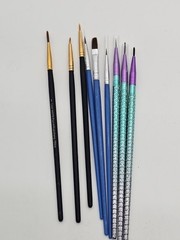 Royal Mythos Brush With LIFESTYLE Pouch