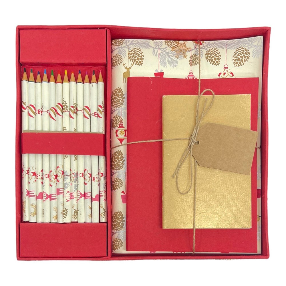 Barnes & Nobles Holiday Sketchbook Set Of 3 Notebooks 12 Colored Pencils NEW NIB