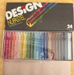 Vtg Design NuPastel 24 Color Assorted Firm Pastel.