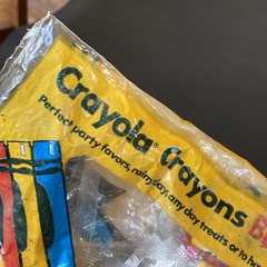 Vintage Crayola 1986 Bundle Of Colors Wrapped 3 Pack 45 Crayons RED YELLOW BLUE