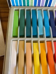 VTG KOSS 24 SQUARE PASTELS KOREA Art Supplies ONLY BLACK USED