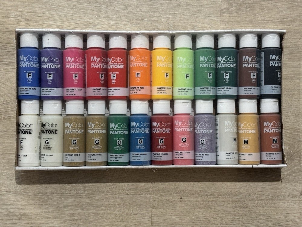 New MyColor Pantone Acrylic Paint Set 24 2 Fl Oz Bottles Sealed NOS