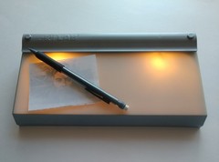Light Box for Tracing Smalls 9 x 3 3/16 inches Battery Operated