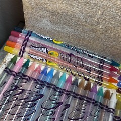 Lot of 45 Crayola Twistables Colored Pencil Set Kids Art Supplies READ BELOW