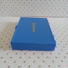 M Grumbacher 963 Color Keeper Blue Plastic Paint Mixing Palette Box 18 Wells
