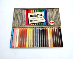 Vintage – Eberhard Faber – Nupastel Color Sticks No. 264 in Original Box