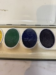 VINTAGE PRANG Eight Water Colors Paint Travel Black Tin 8 Spots