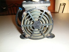 BADGER SET 80-2 COMPRESSOR WITH 350 SINGLE ACTION AIRBRUSH, HOSE,JAR, REGULATOR